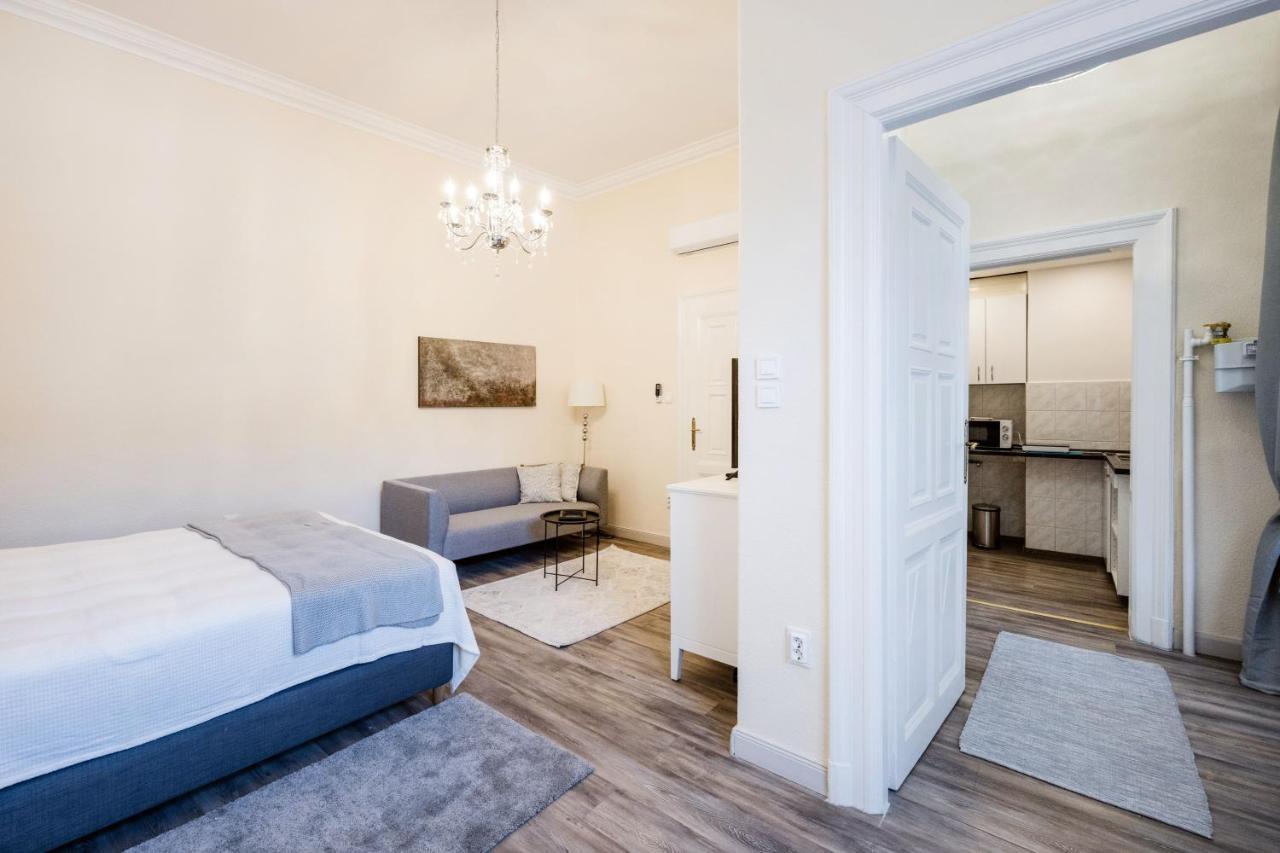 Andrassy 13 Center Apartment Будапеща Екстериор снимка